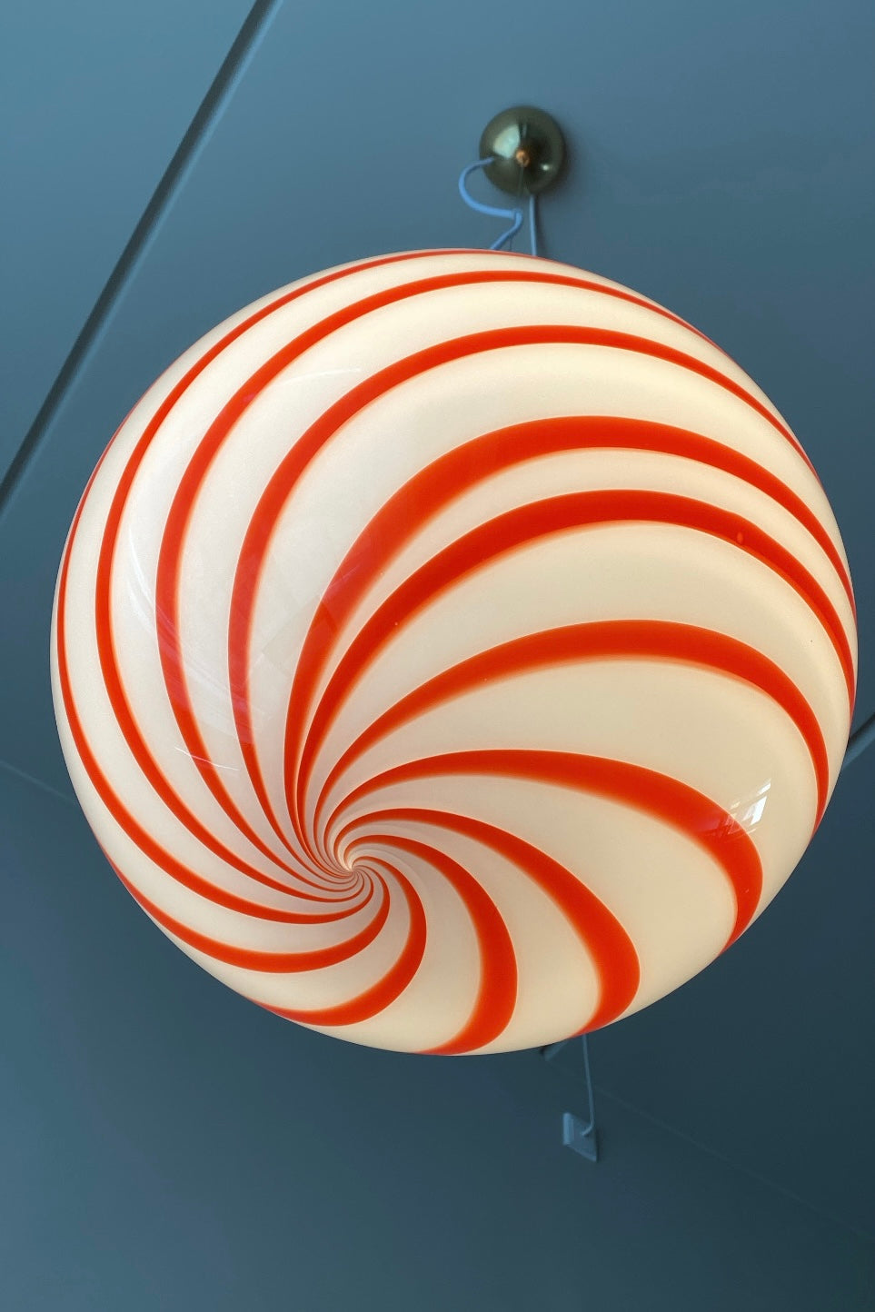 Murano Candy pendel rød/hvid swirl D:30 cm