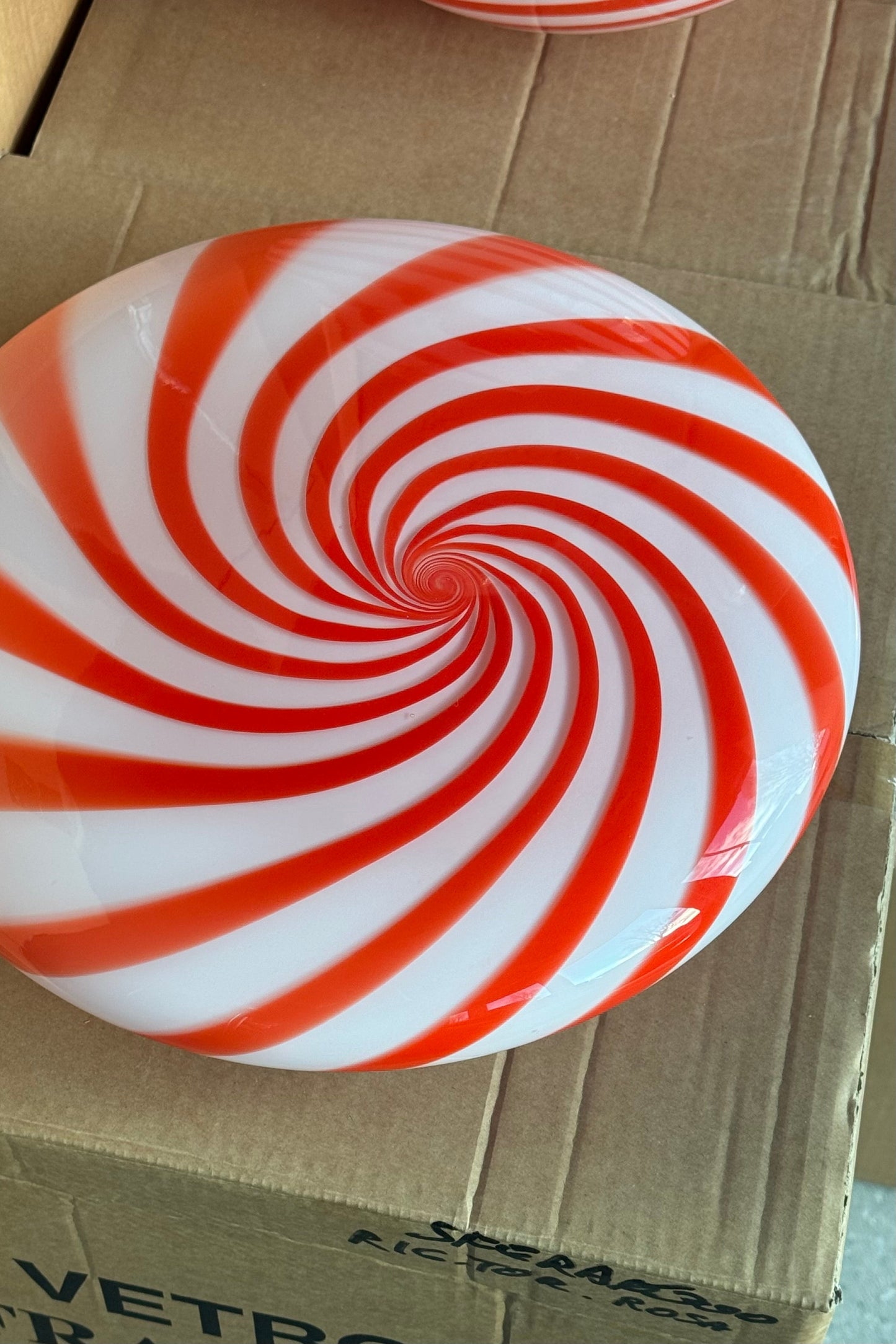 Murano Candy plafond rød/hvid swirl D:30 cm