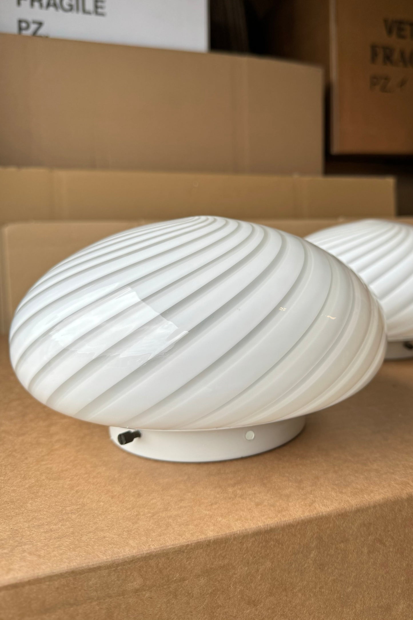 Sæt af vintage Murano hvid swirl plafond lamper D:24 cm