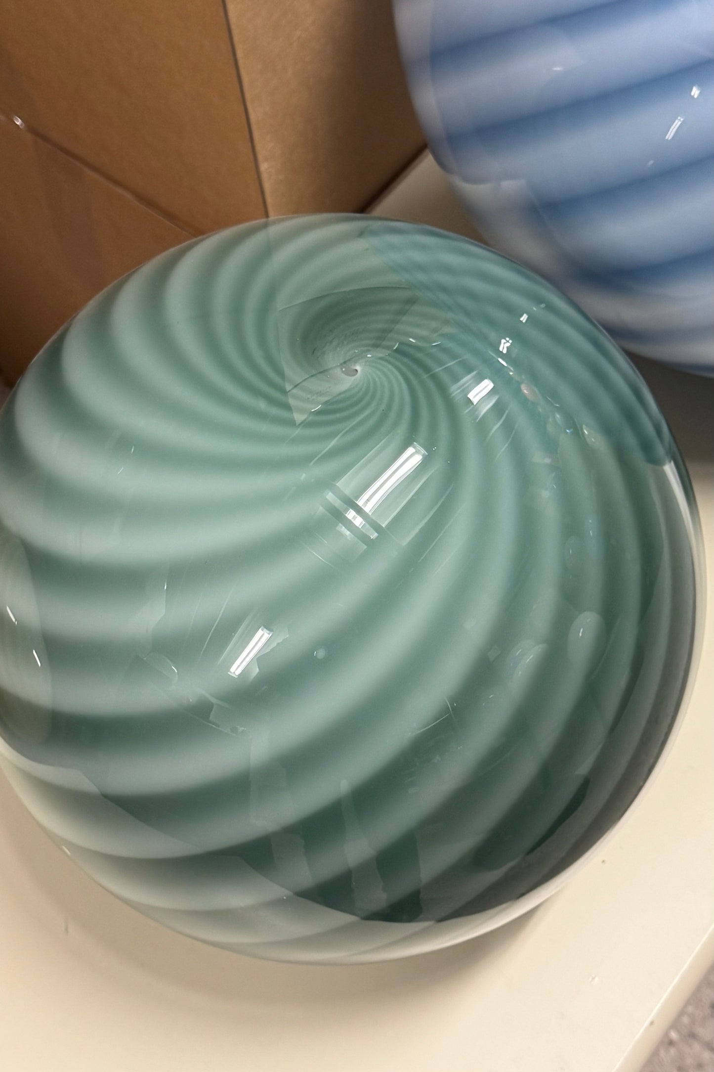 Murano Candy pendel petrolium grøn swirl D:30 cm (2. sortering - sendes ikke)