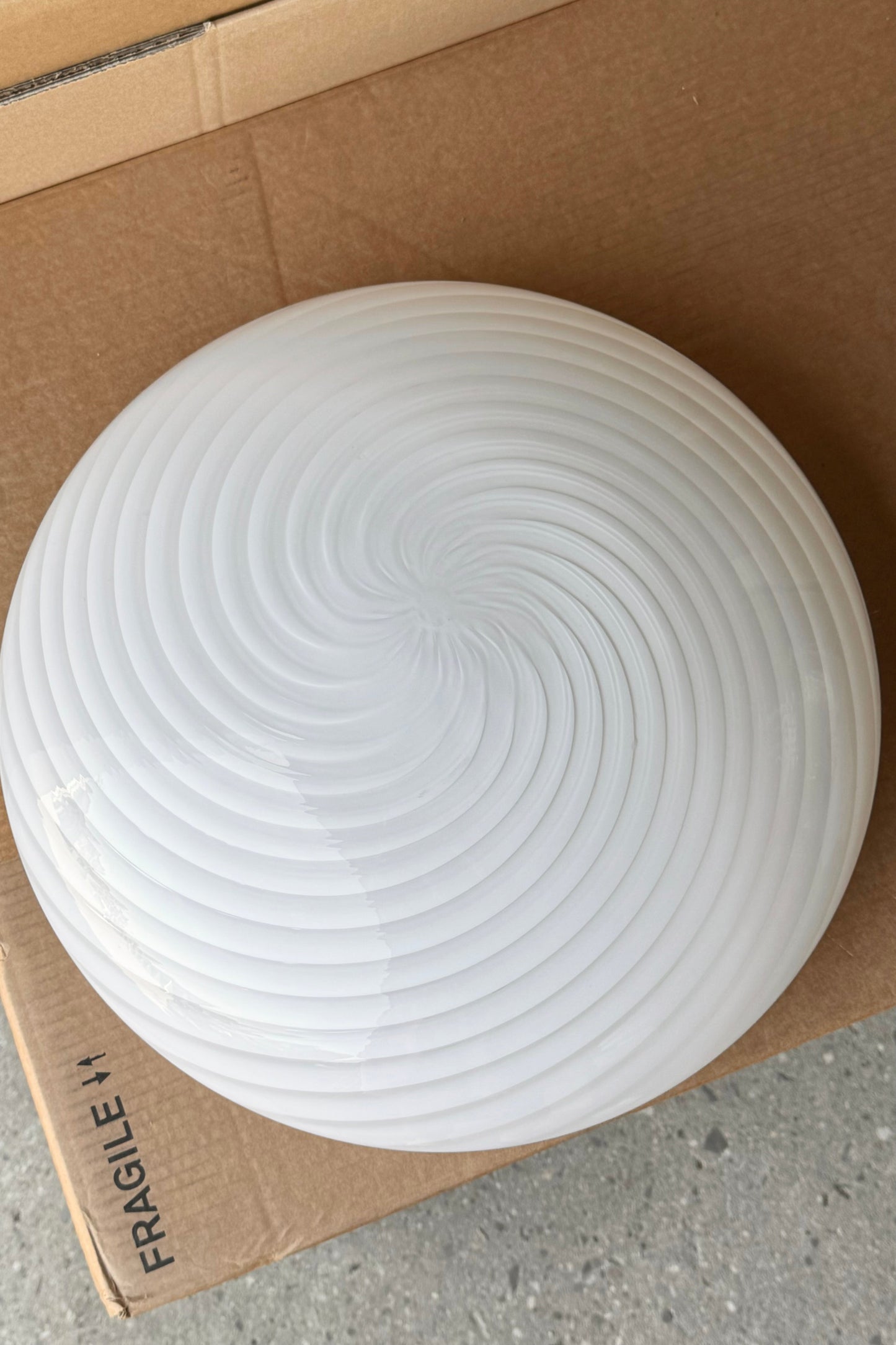 Vintage Murano hvid swirl plafond loftlampe / væglampe D:40 cm