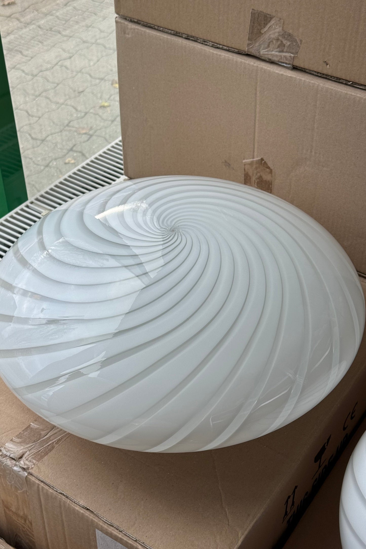 Stor vintage Murano hvid plafond loftlampe / væglampe D:48 cm