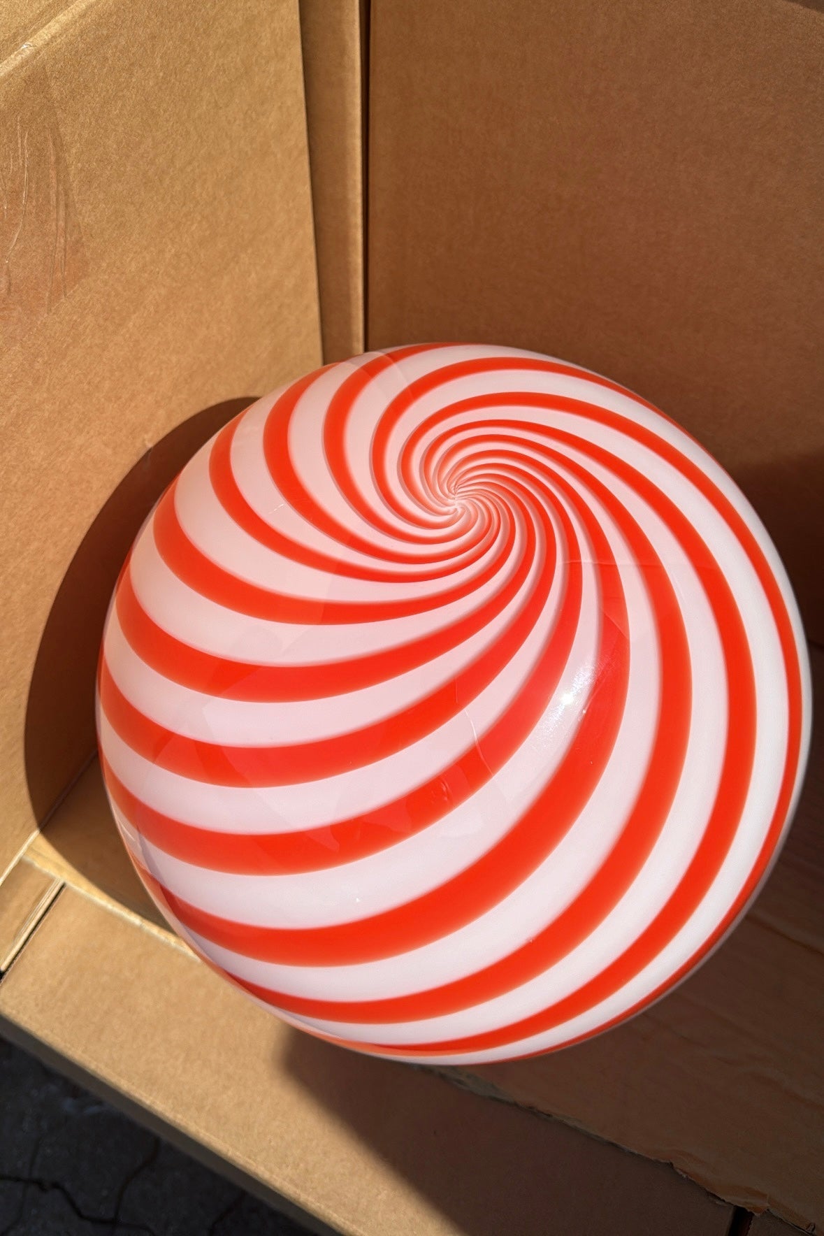 Murano Candy pendel rød/hvid swirl D:30 cm