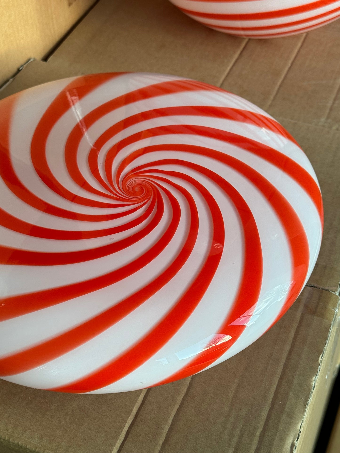 Murano Candy plafond rød/hvid swirl D:30 cm