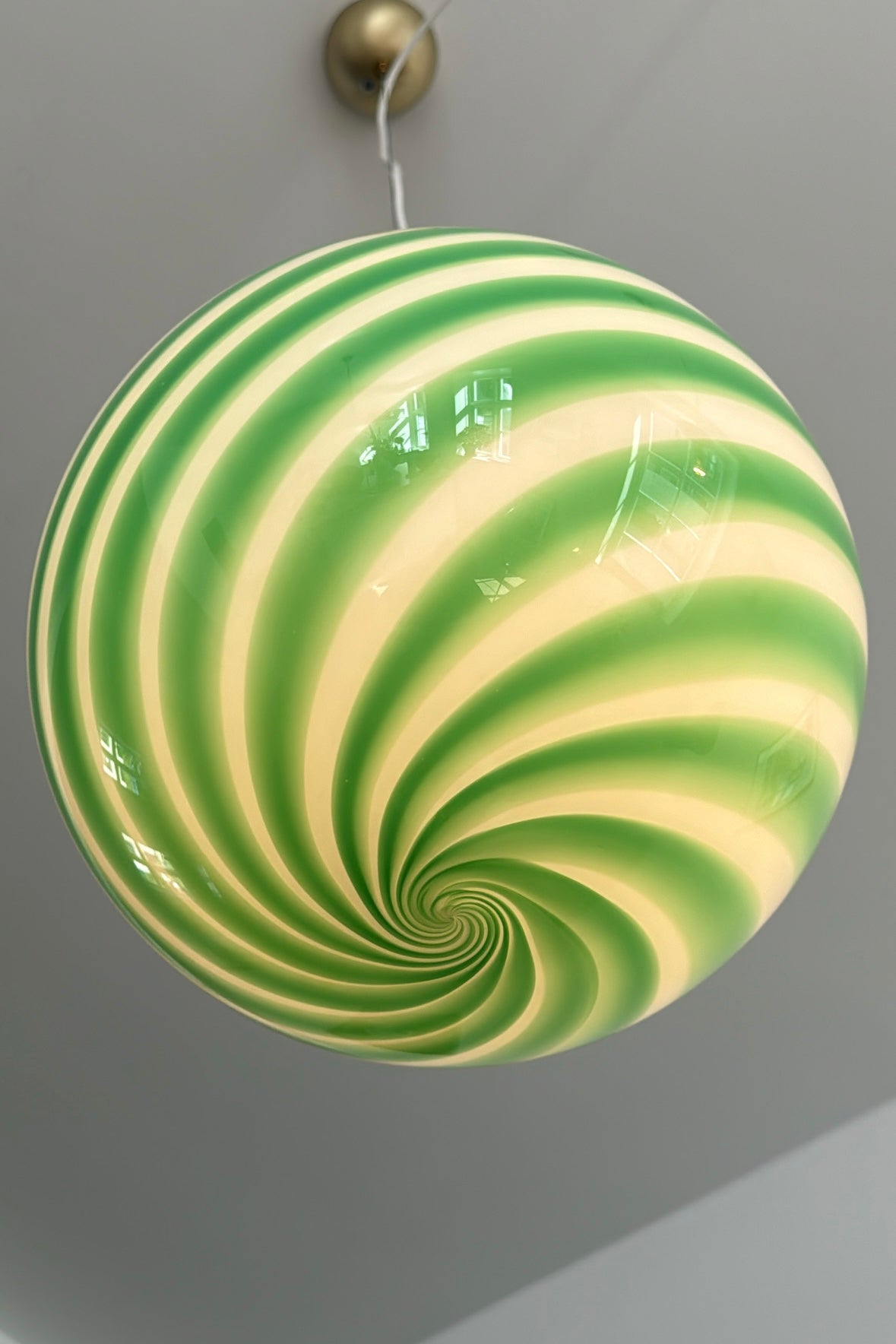 Murano Candy pendel grøn/hvid swirl D:30 cm (2. sortering - sendes ikke)