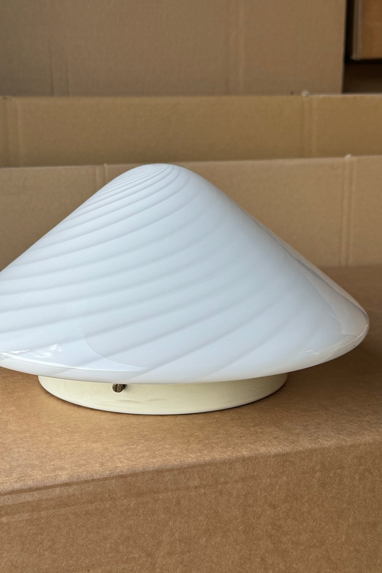 Vintage Murano hvid cone plafond loftlampe / væglampe D:30 cm